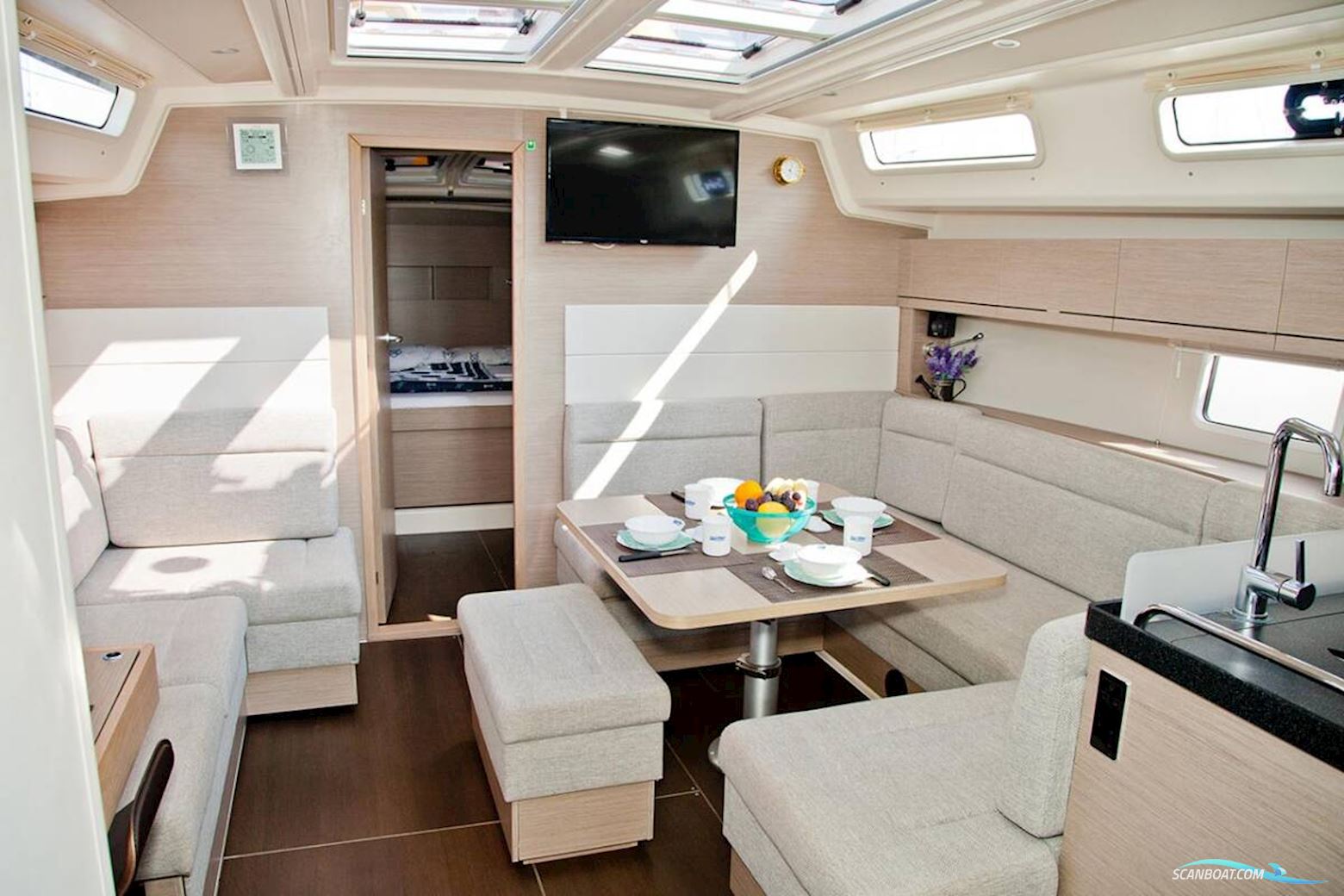 Hanse 458