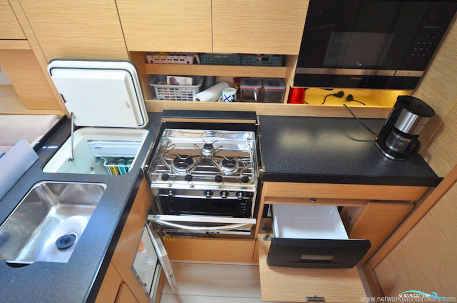 Hanse 458