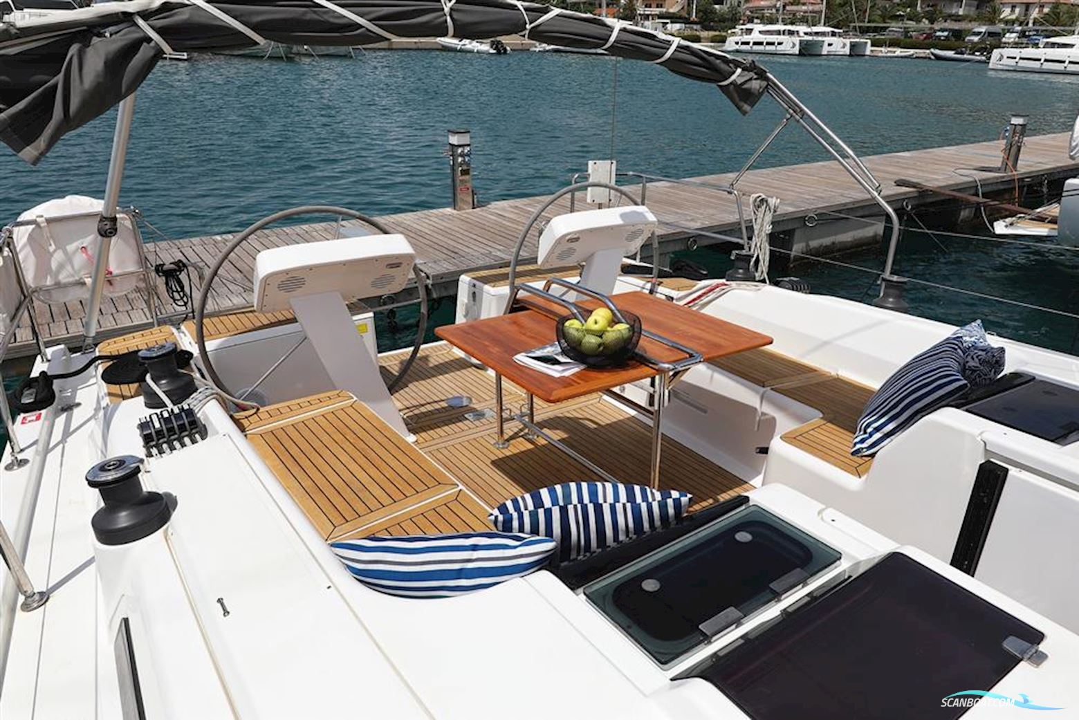 Hanse 458