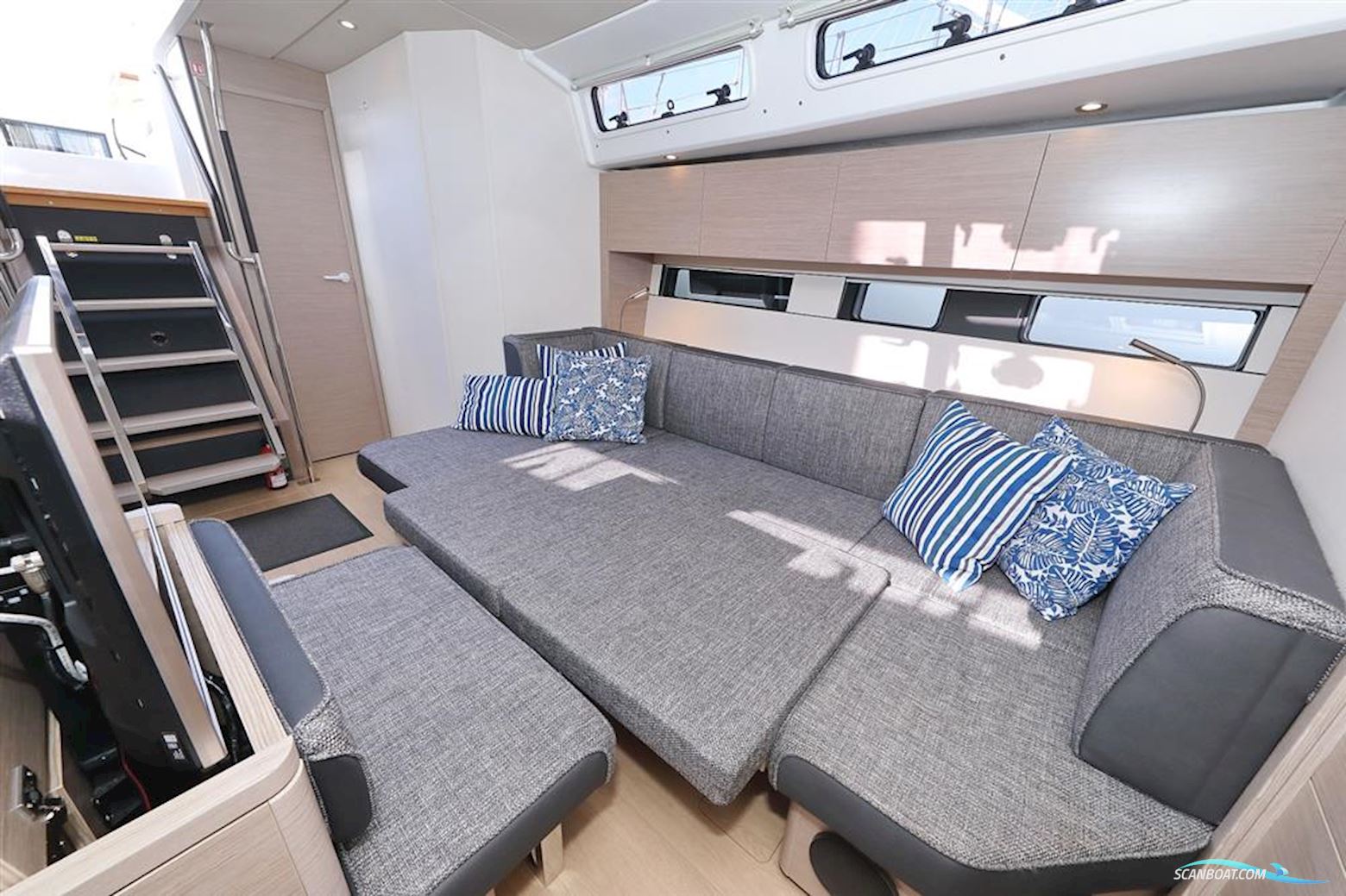 Hanse 460