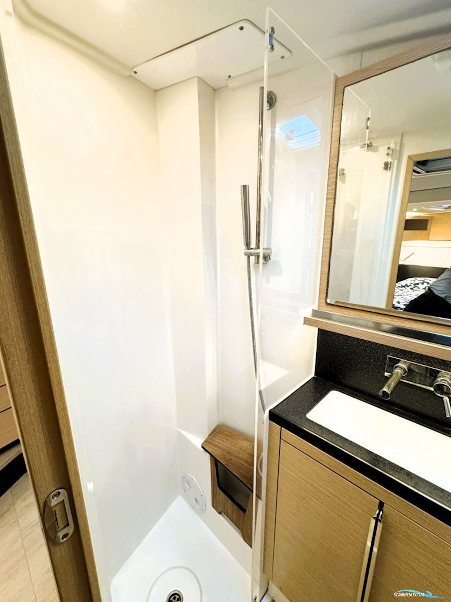 Hanse 460