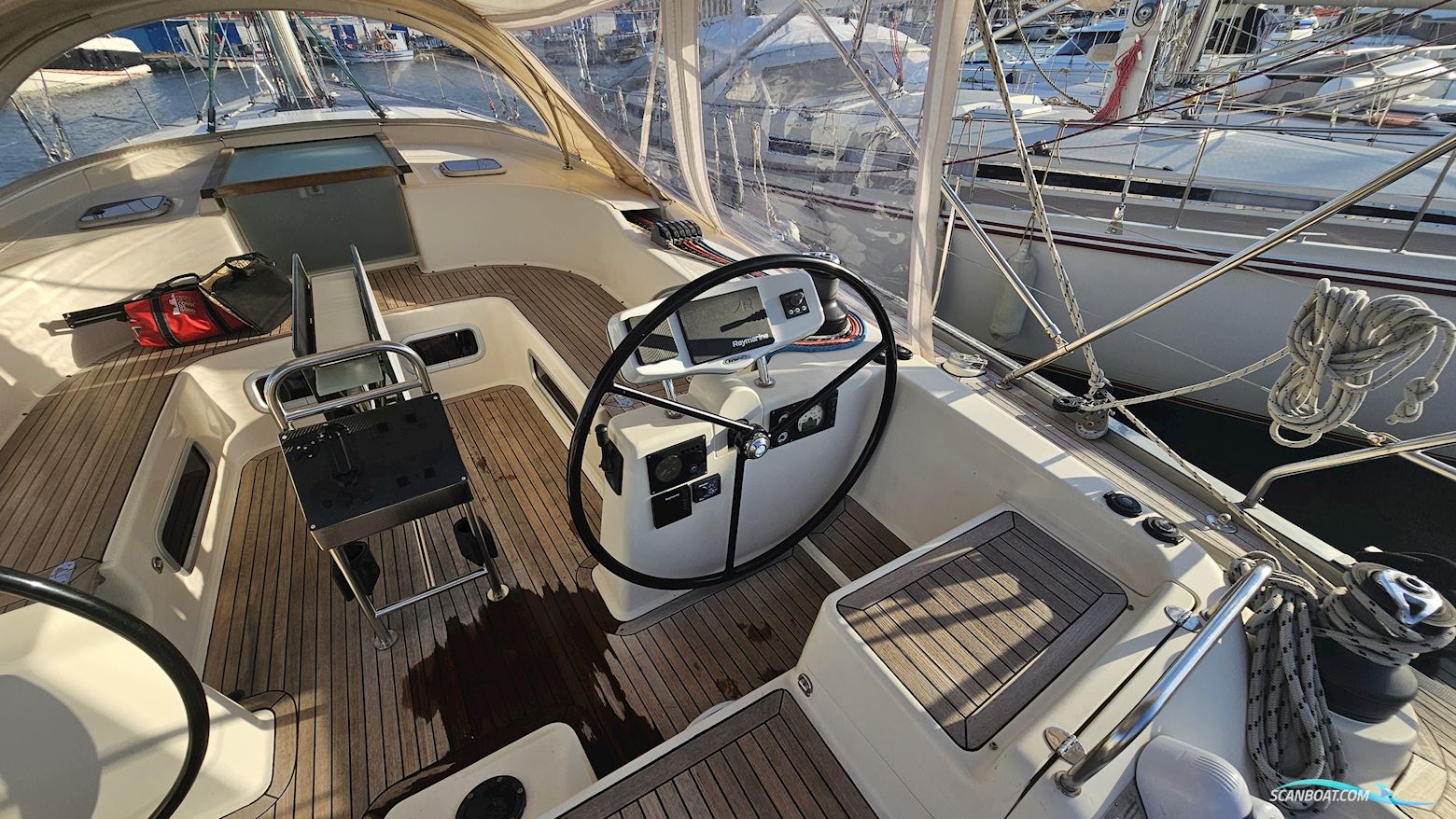 Hanse 531 E