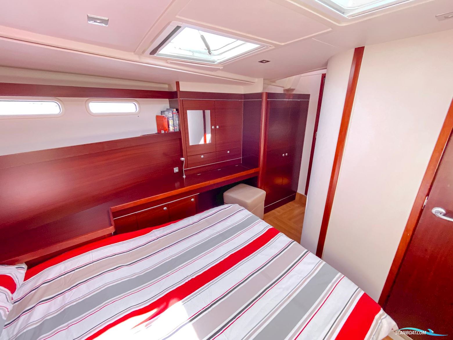 Hanse 545
