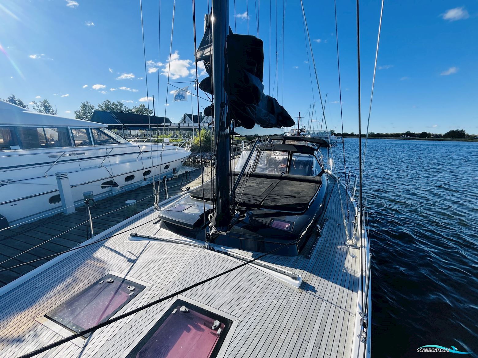 Hanse 545