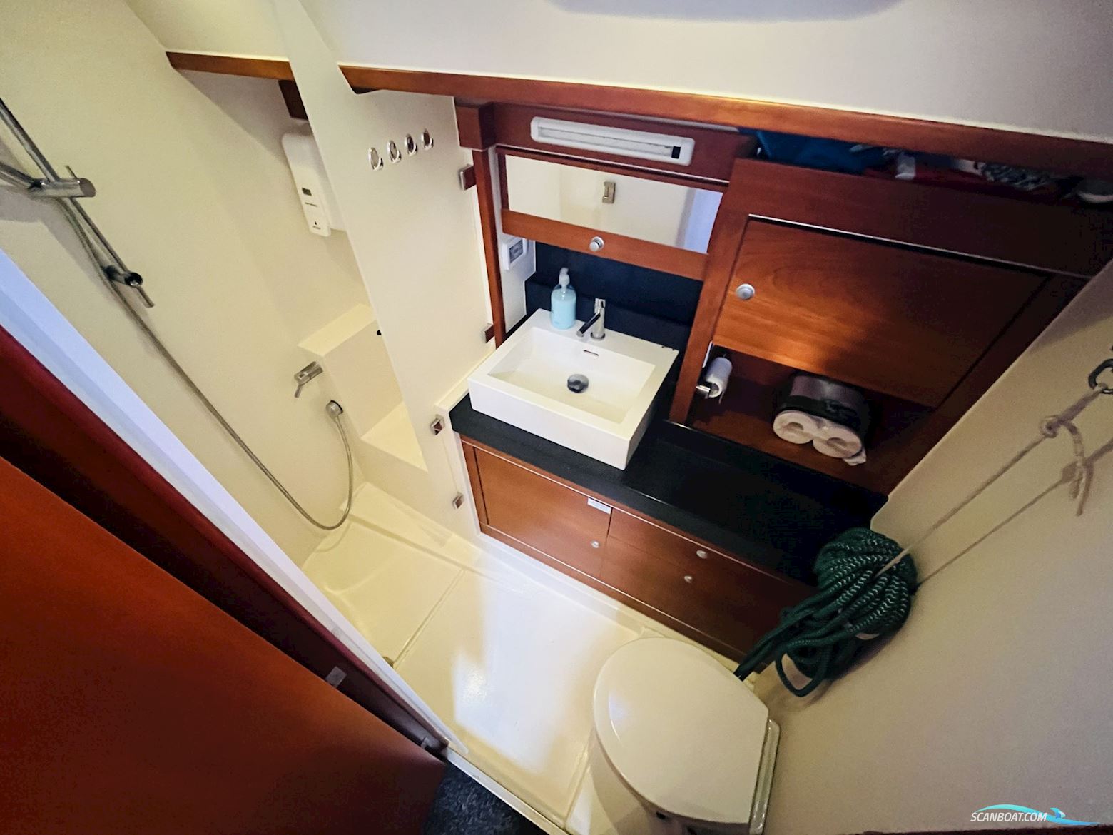 Hanse 545