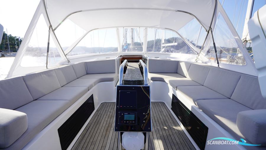 Hanse 545