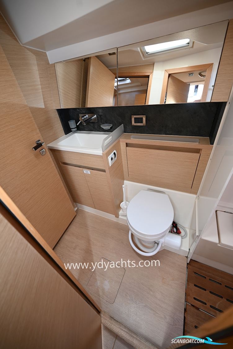 Hanse 548