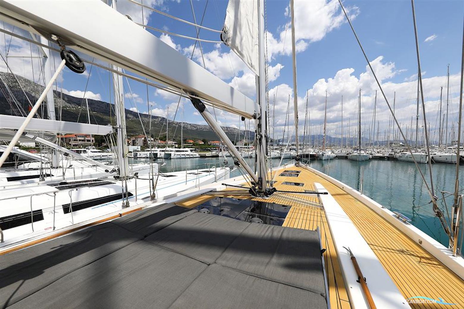 Hanse 588