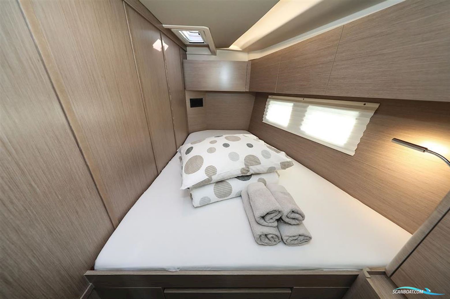 Hanse 588