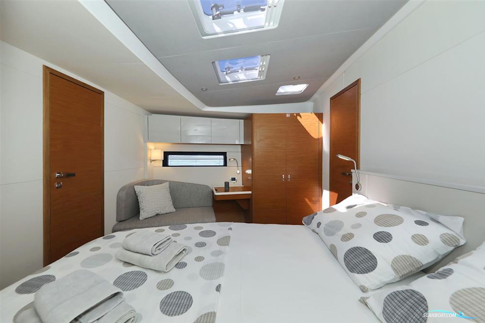 Hanse 590