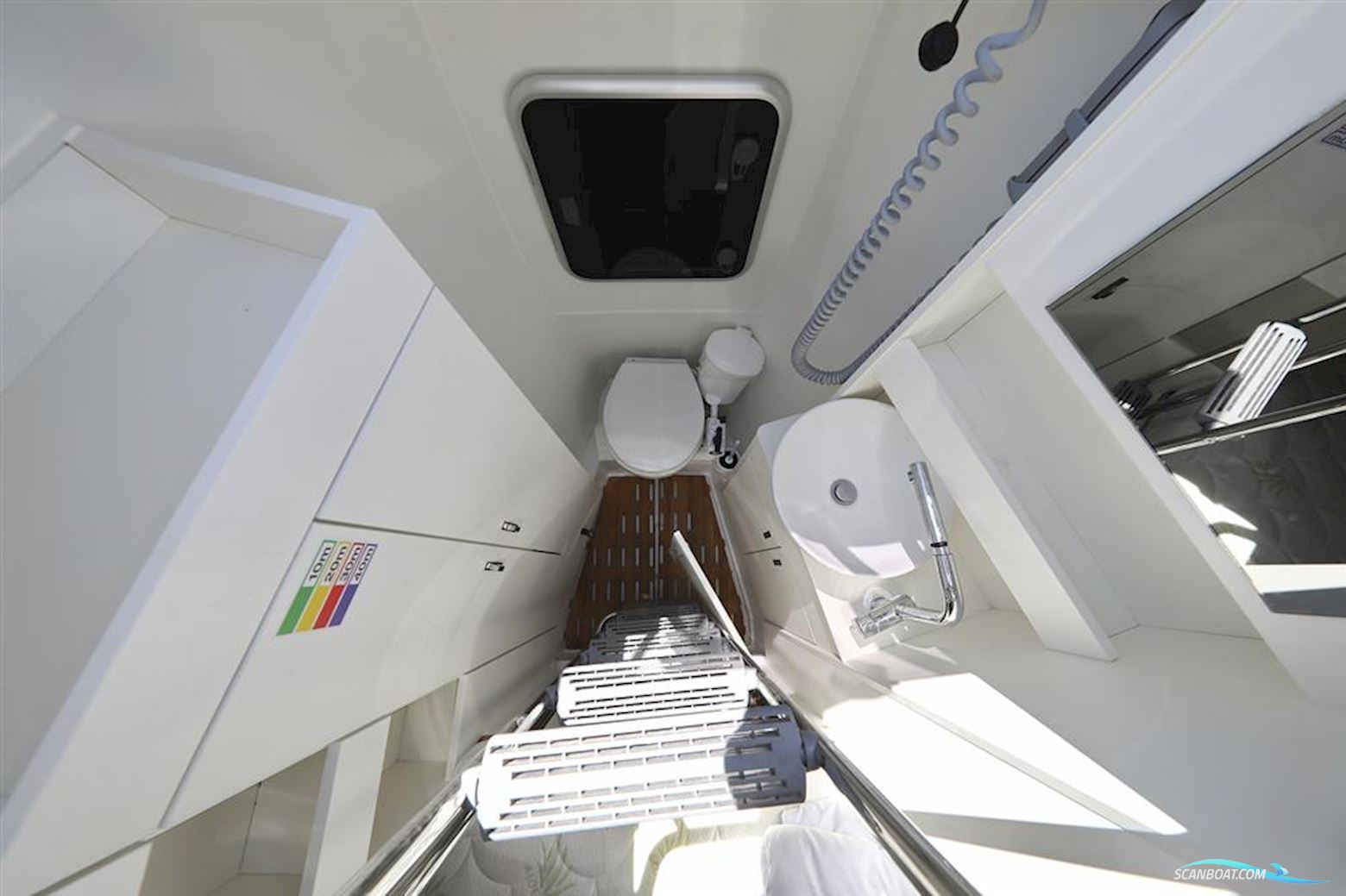 Hanse 590