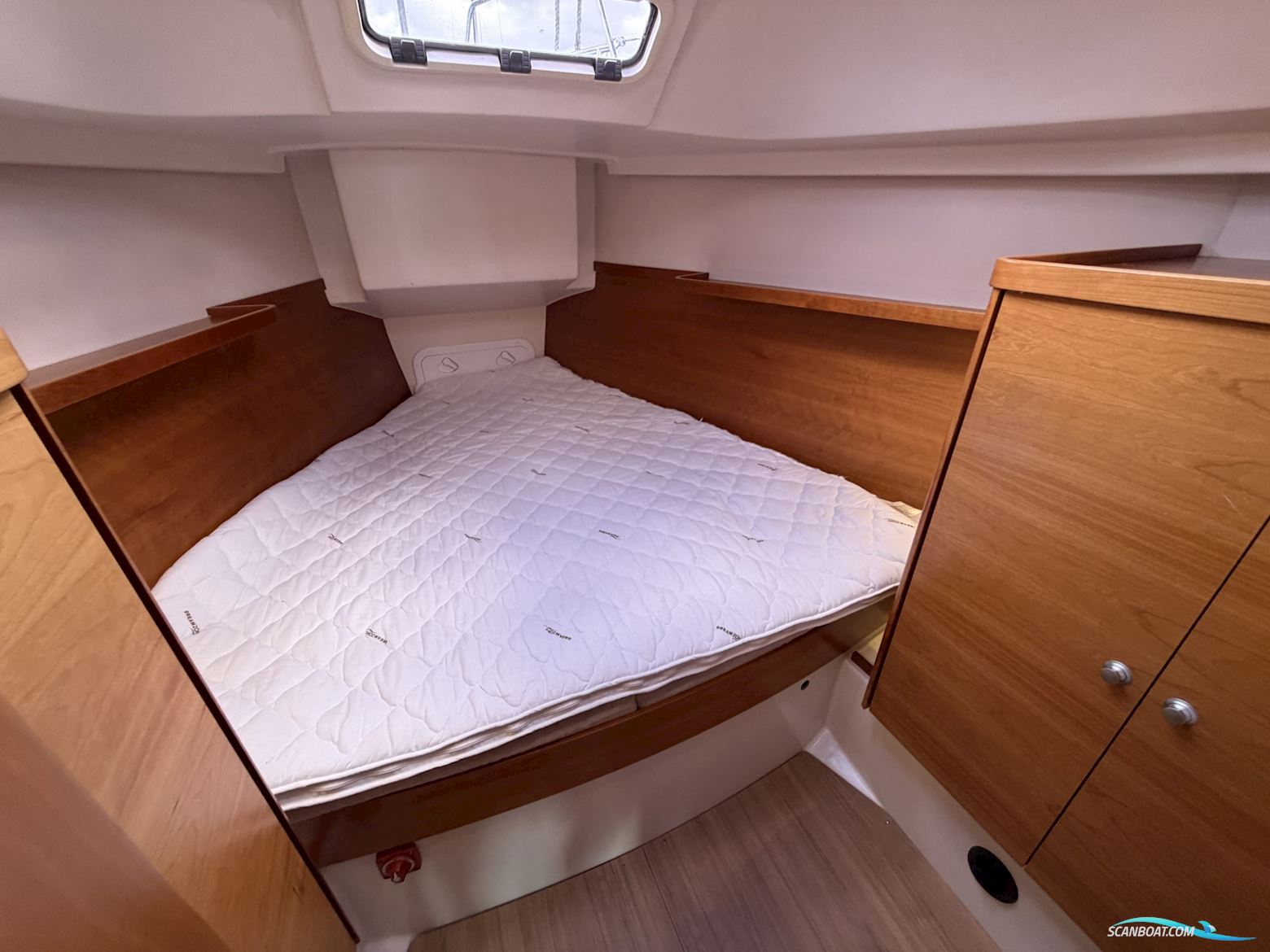 Hanse Hanse 370