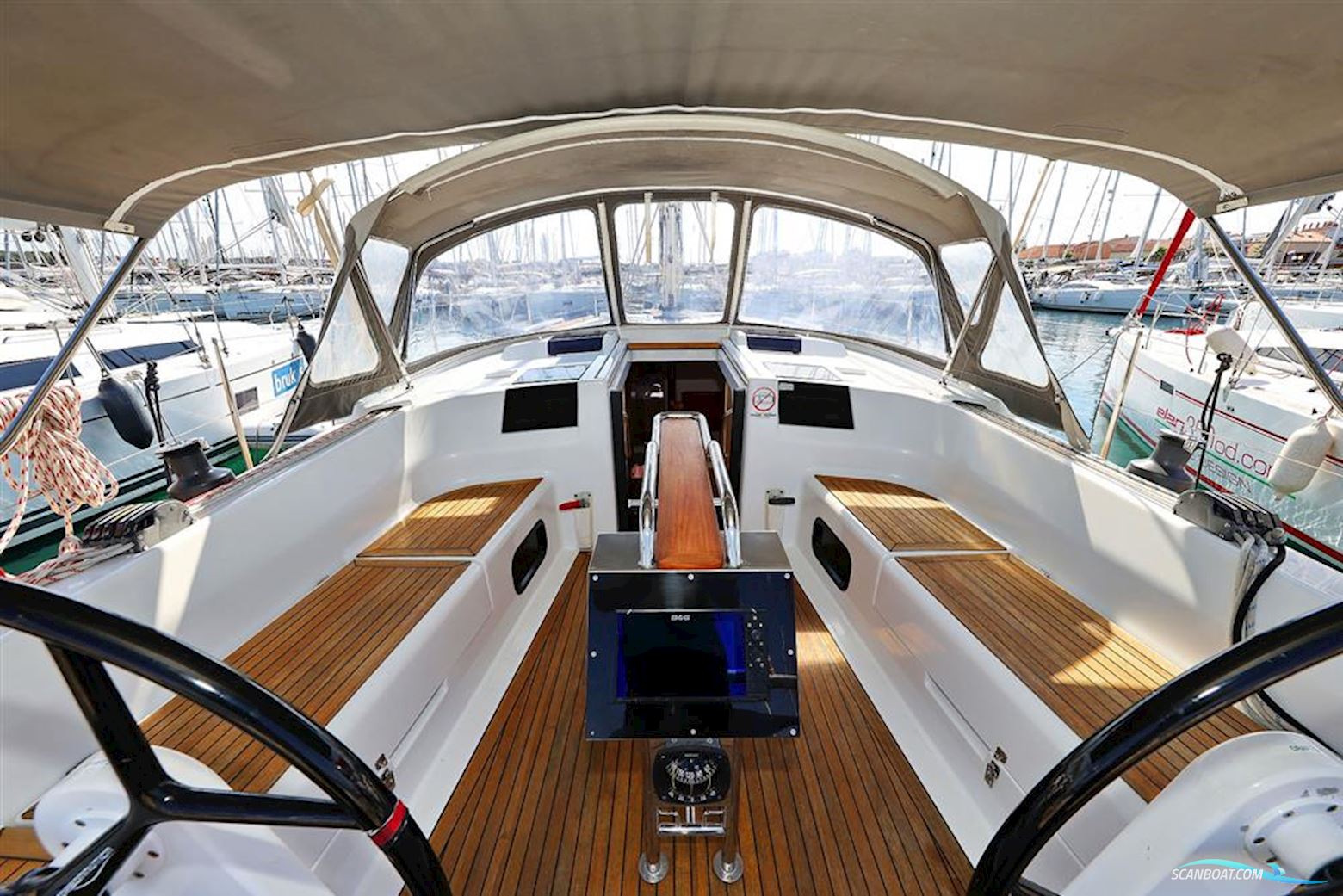Hanse Yachts 415