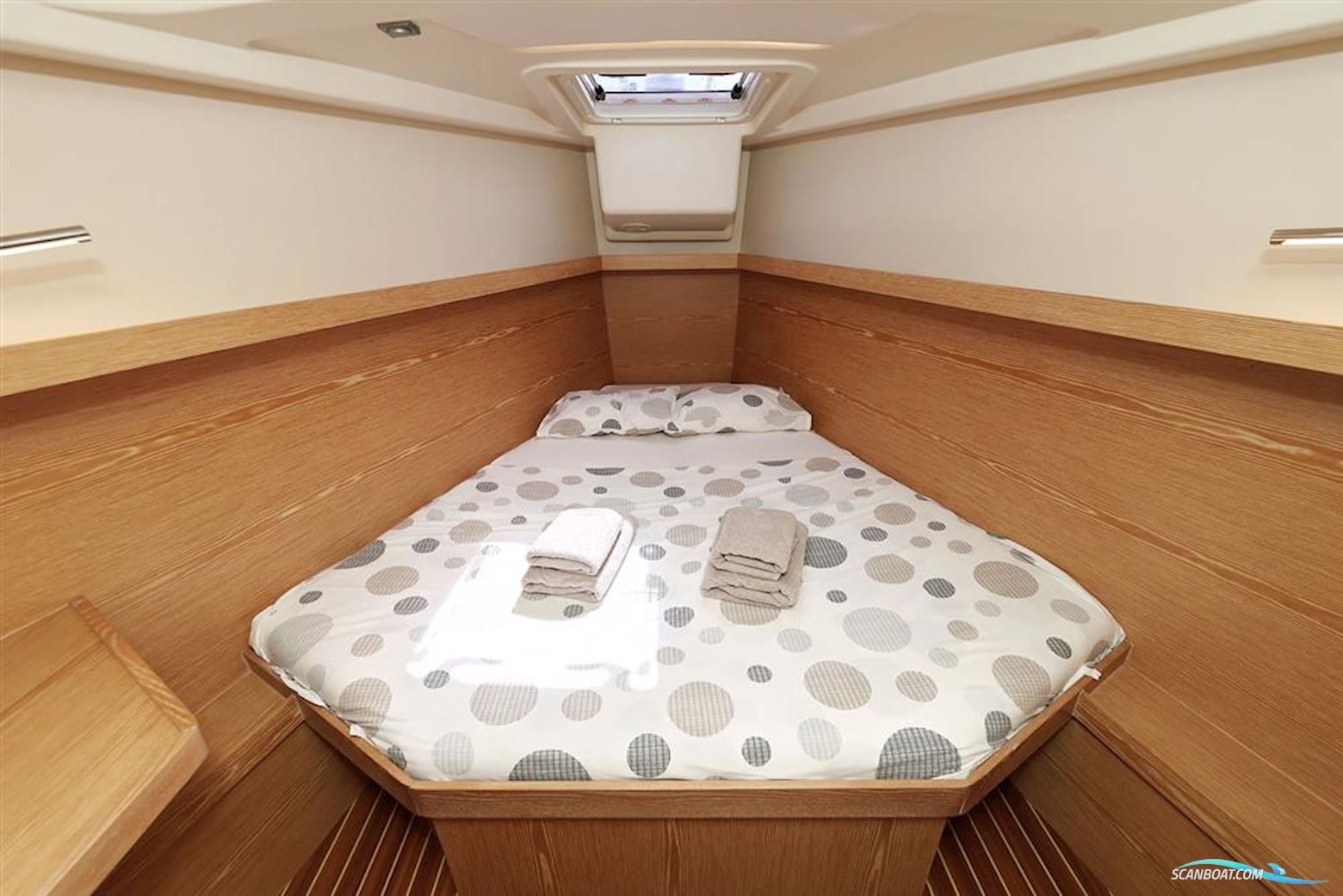Hanse Yachts 415