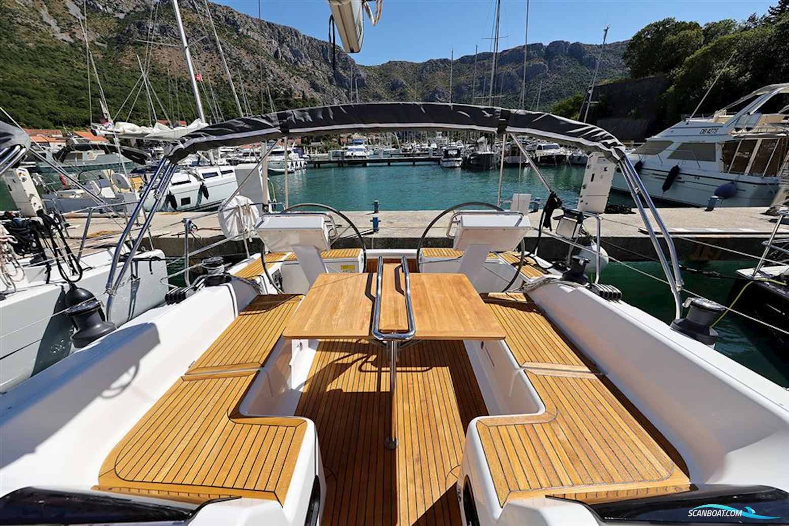 Hanse Yachts 455