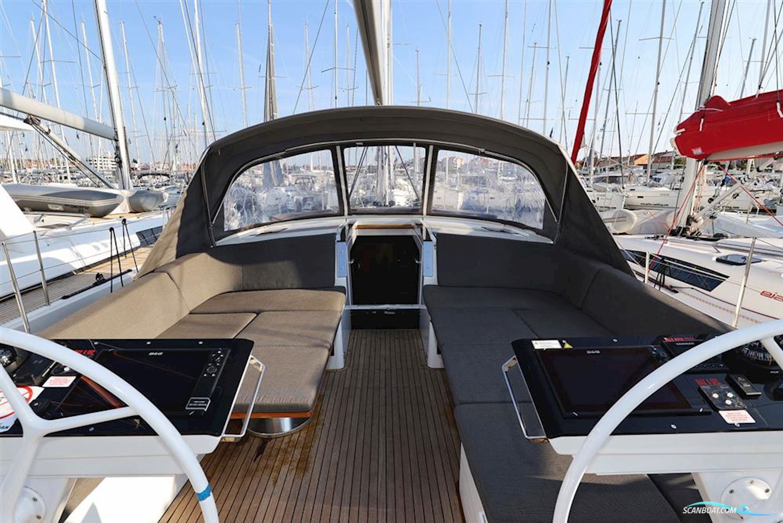 Hanse Yachts 460