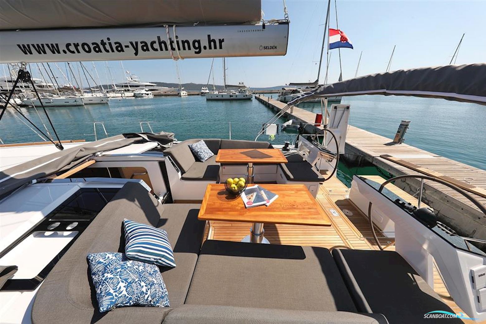 Hanse Yachts 460