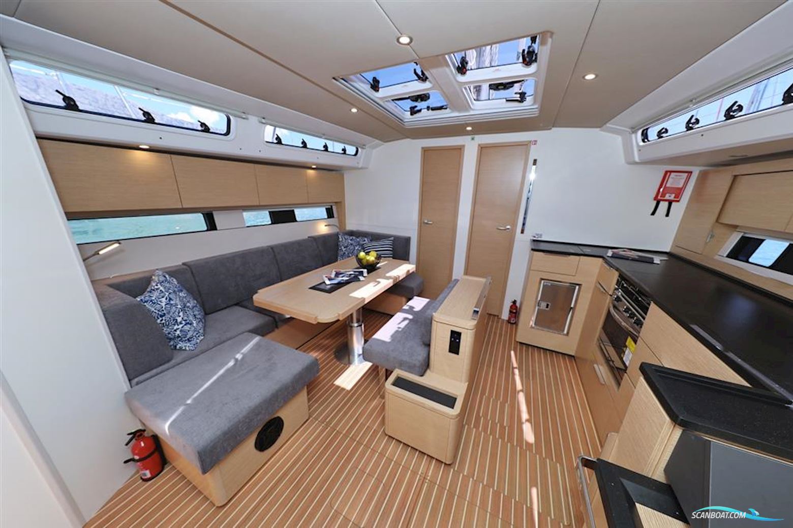 Hanse Yachts 460