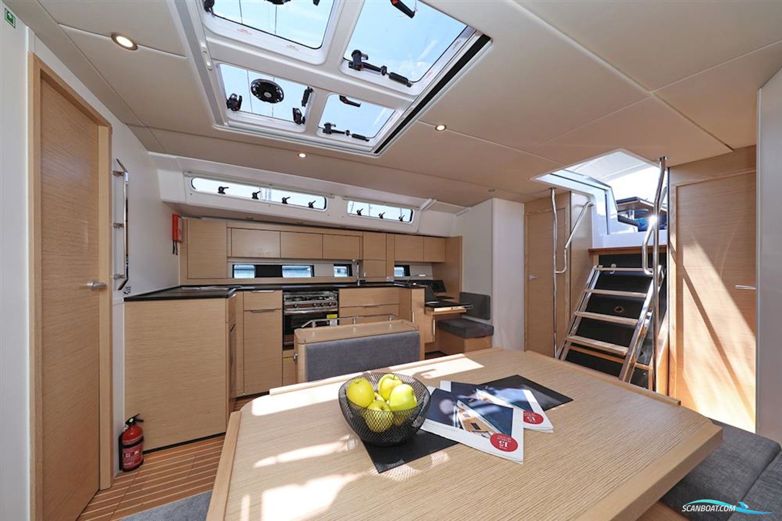 Hanse Yachts 460