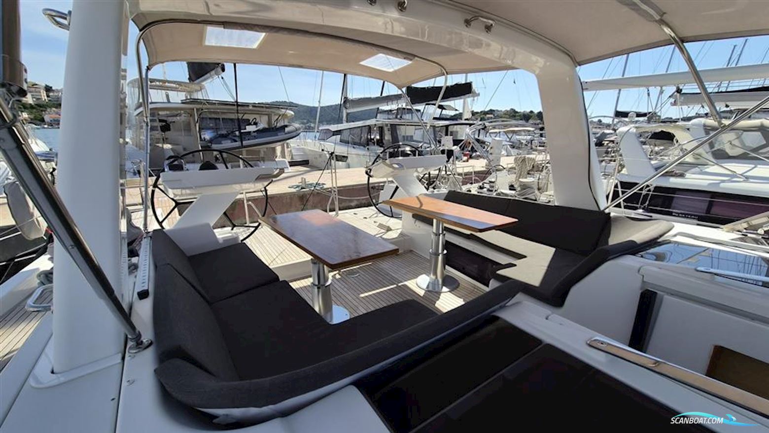 Hanse Yachts 588