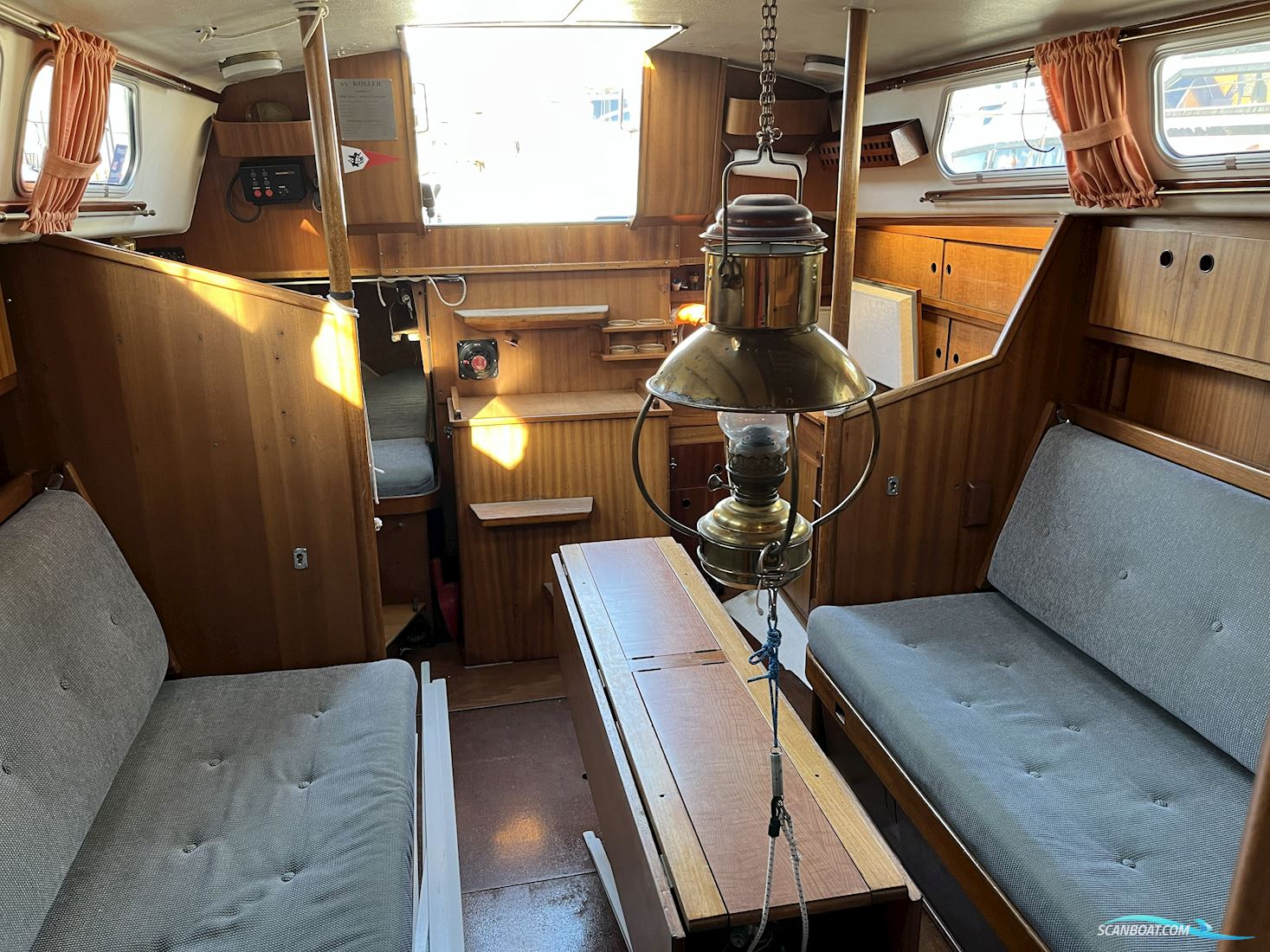 Hanseat 70B2
