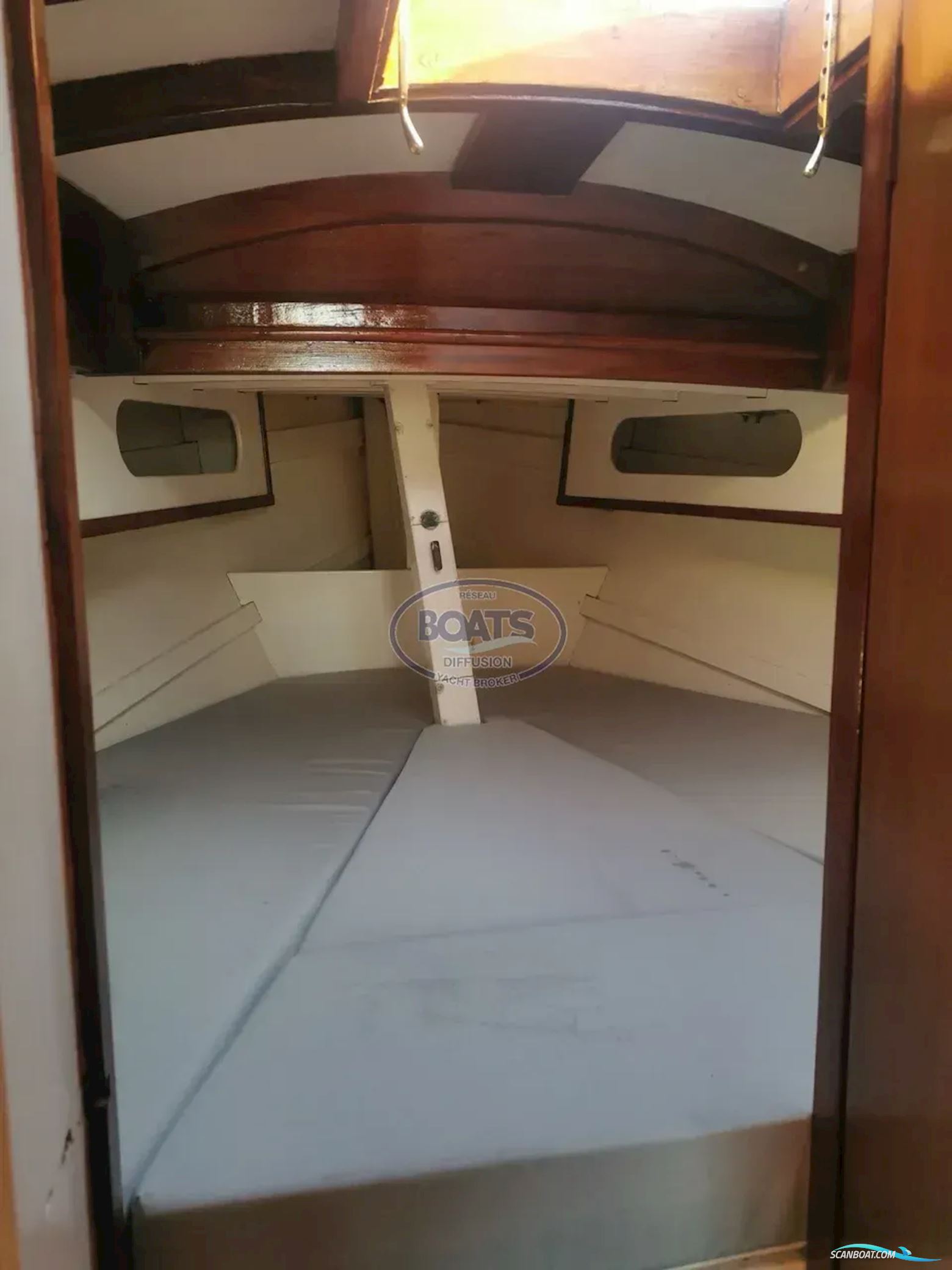 Hartwell OF Plymouth (GB) Hartwell OF Plymouth (GB) Golden Hind 31 Voilier Bois