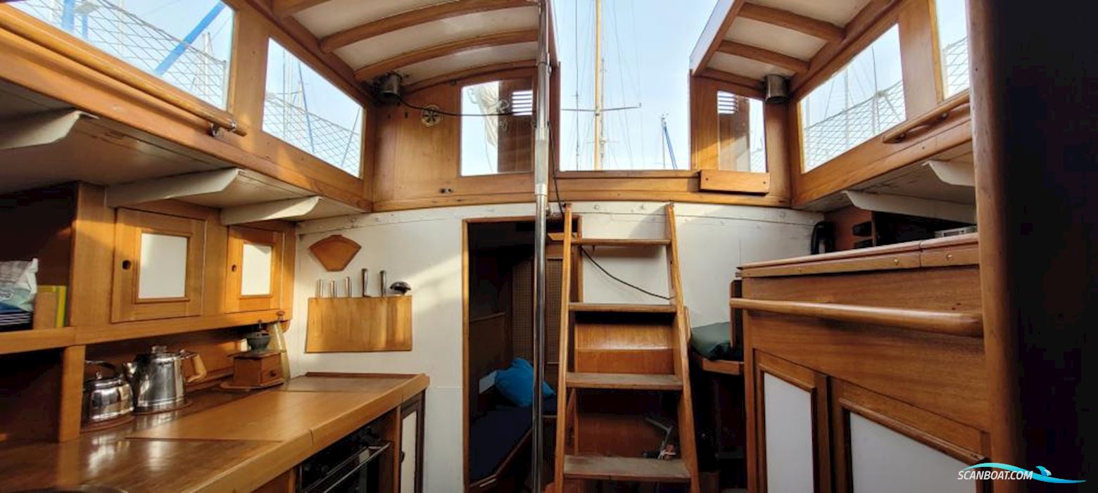 Heinrich Braue Klassiker 9 KR Yacht