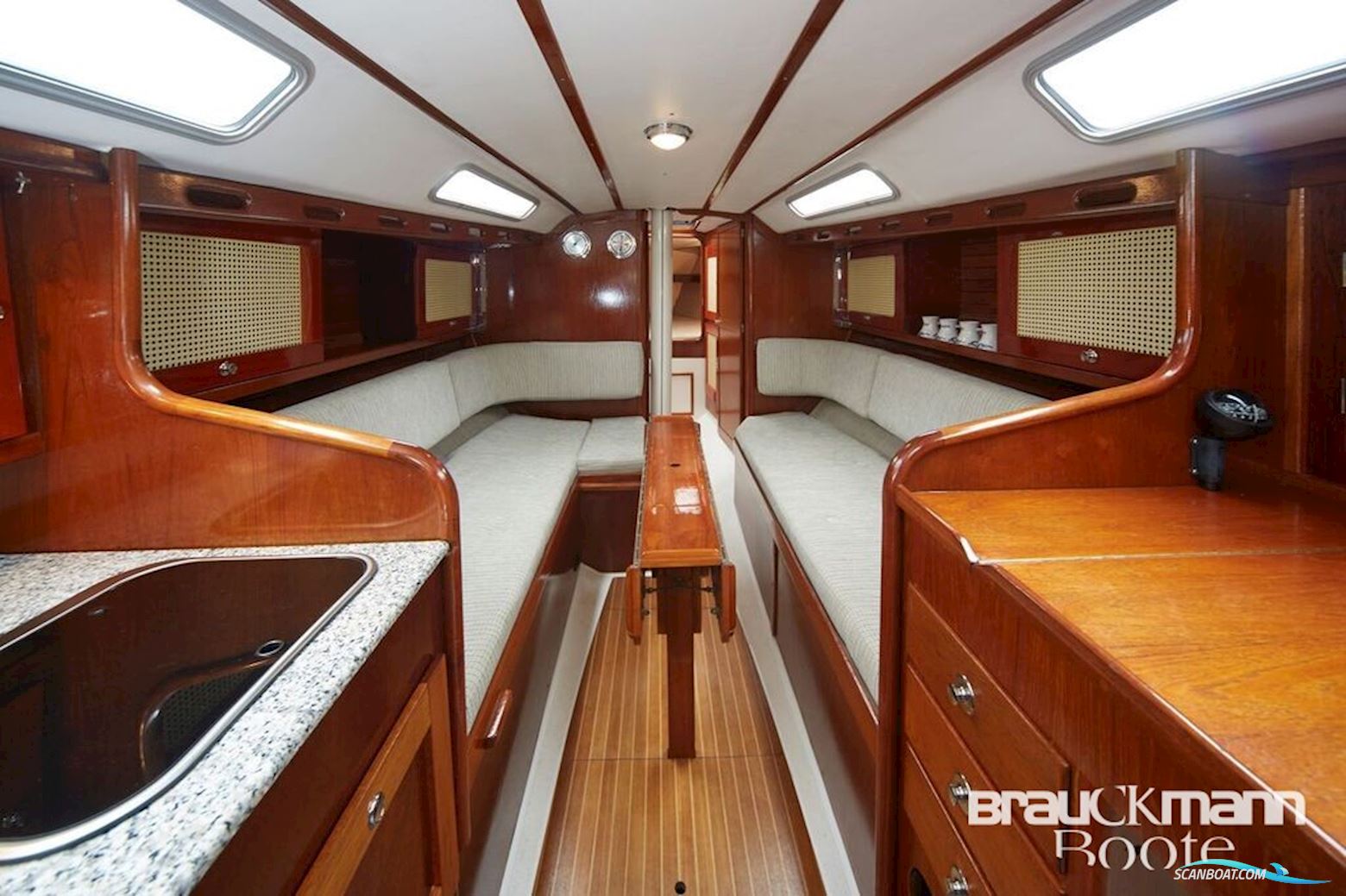 Helmsman Yachts 1200