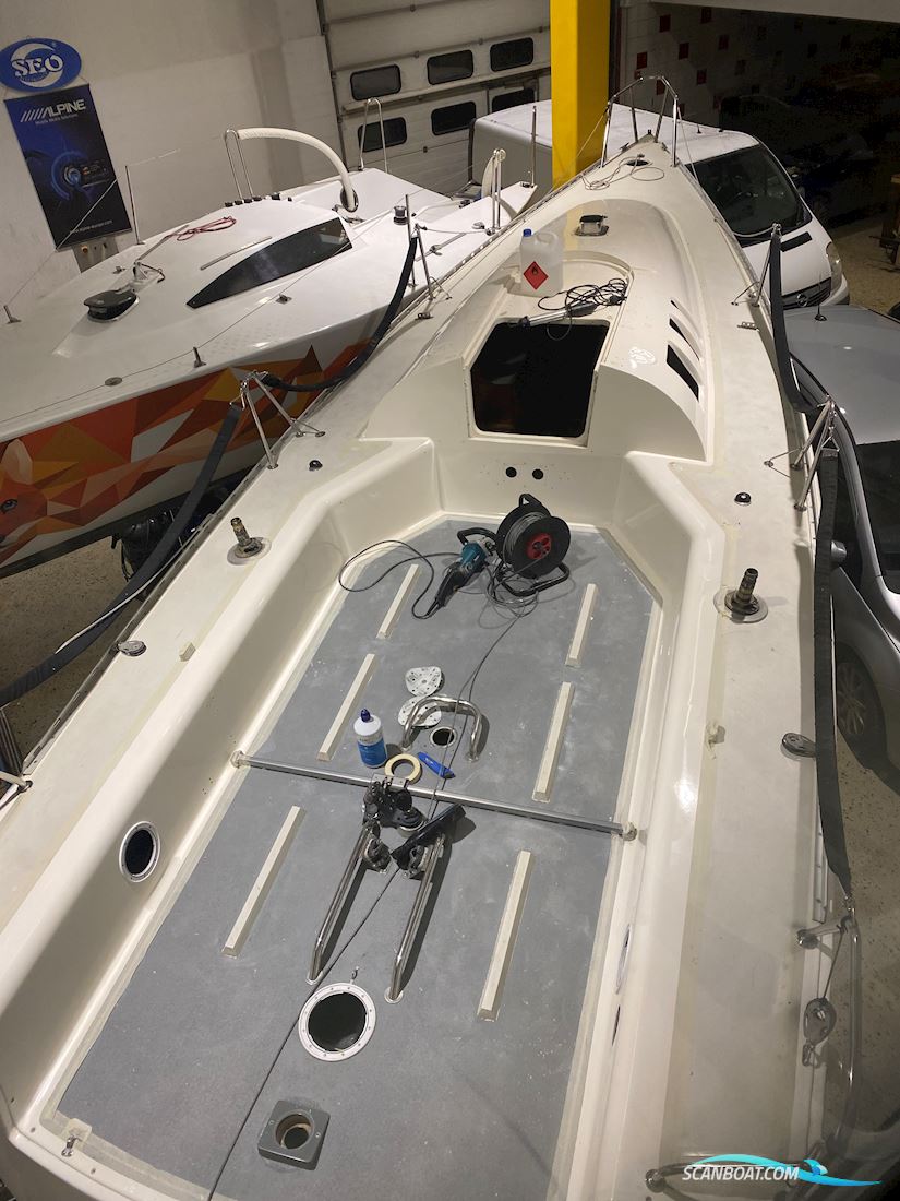 Helmsman751