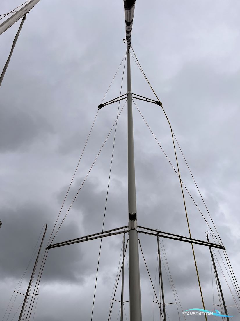 Helmsman751