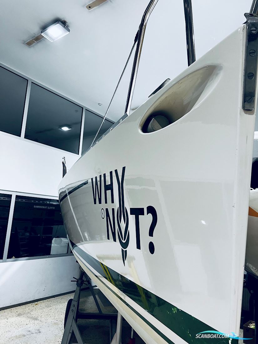 Helmsman751