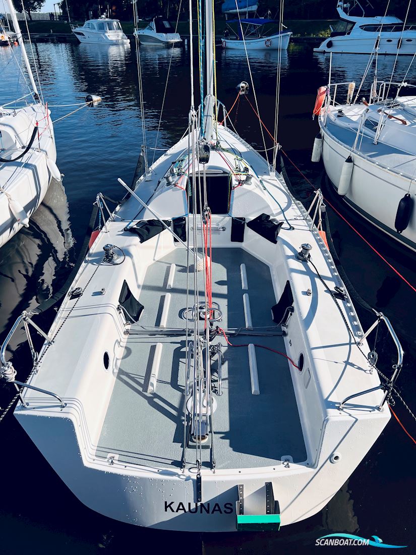 Helmsman751