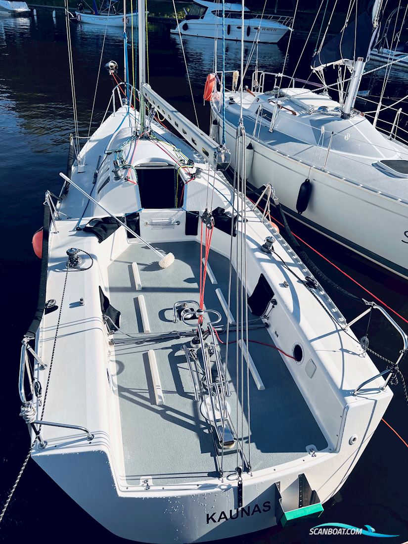 Helmsman751