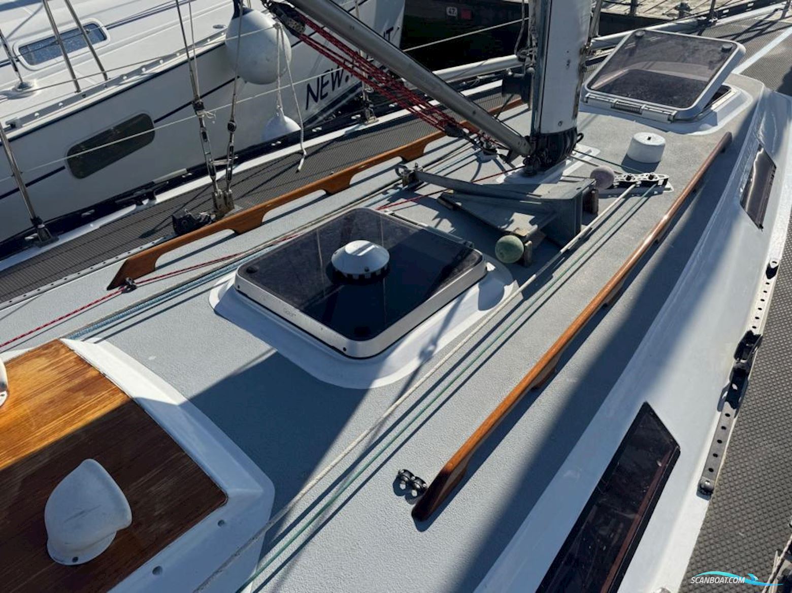 Helmsmann 35