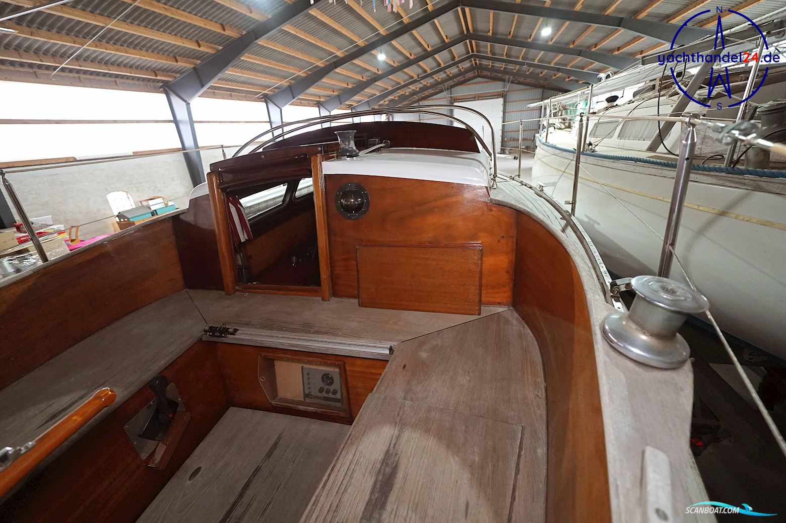 Henningsen & Steckmest Scalar 28