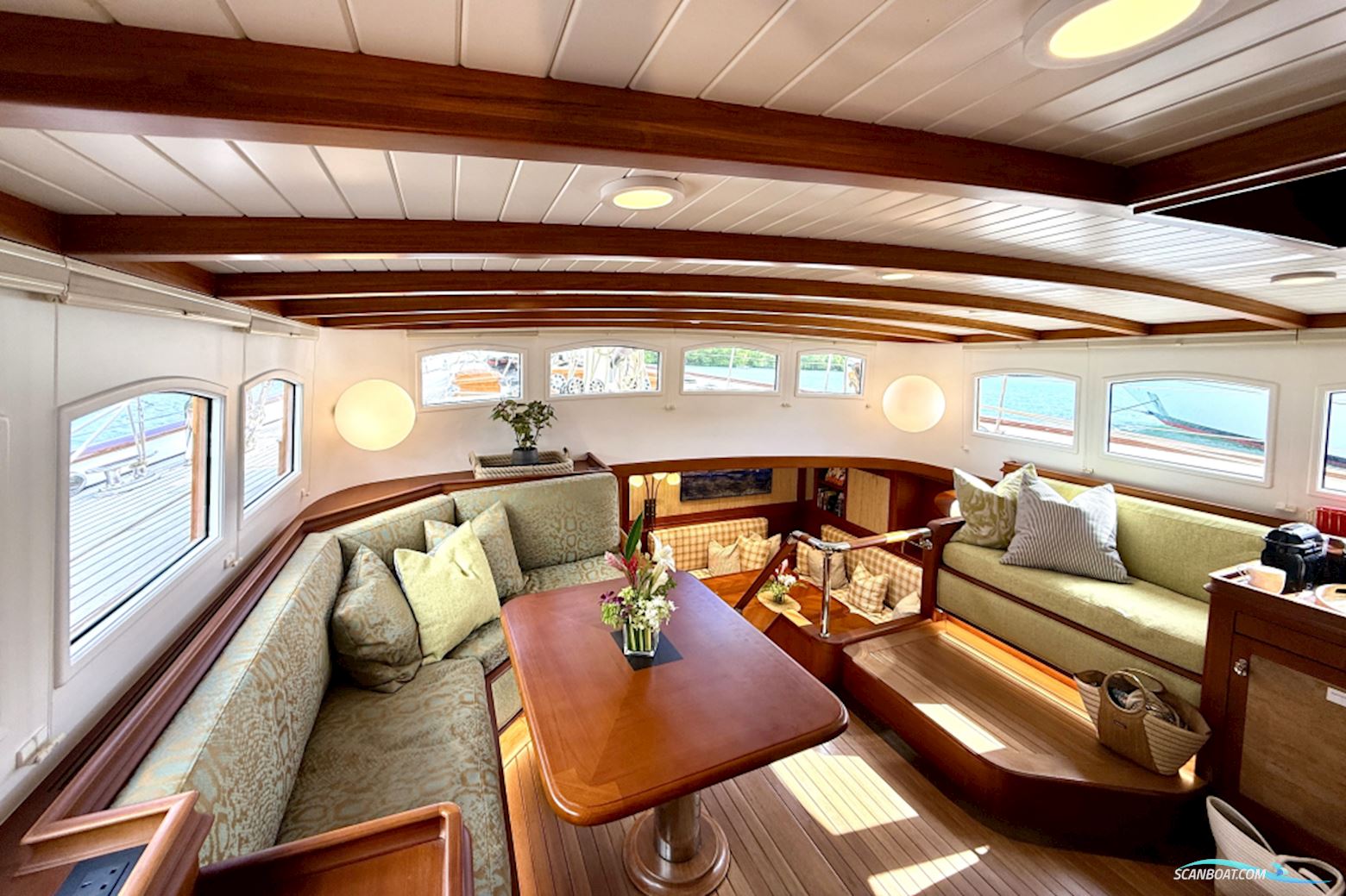 Hoek Truly Classic 108