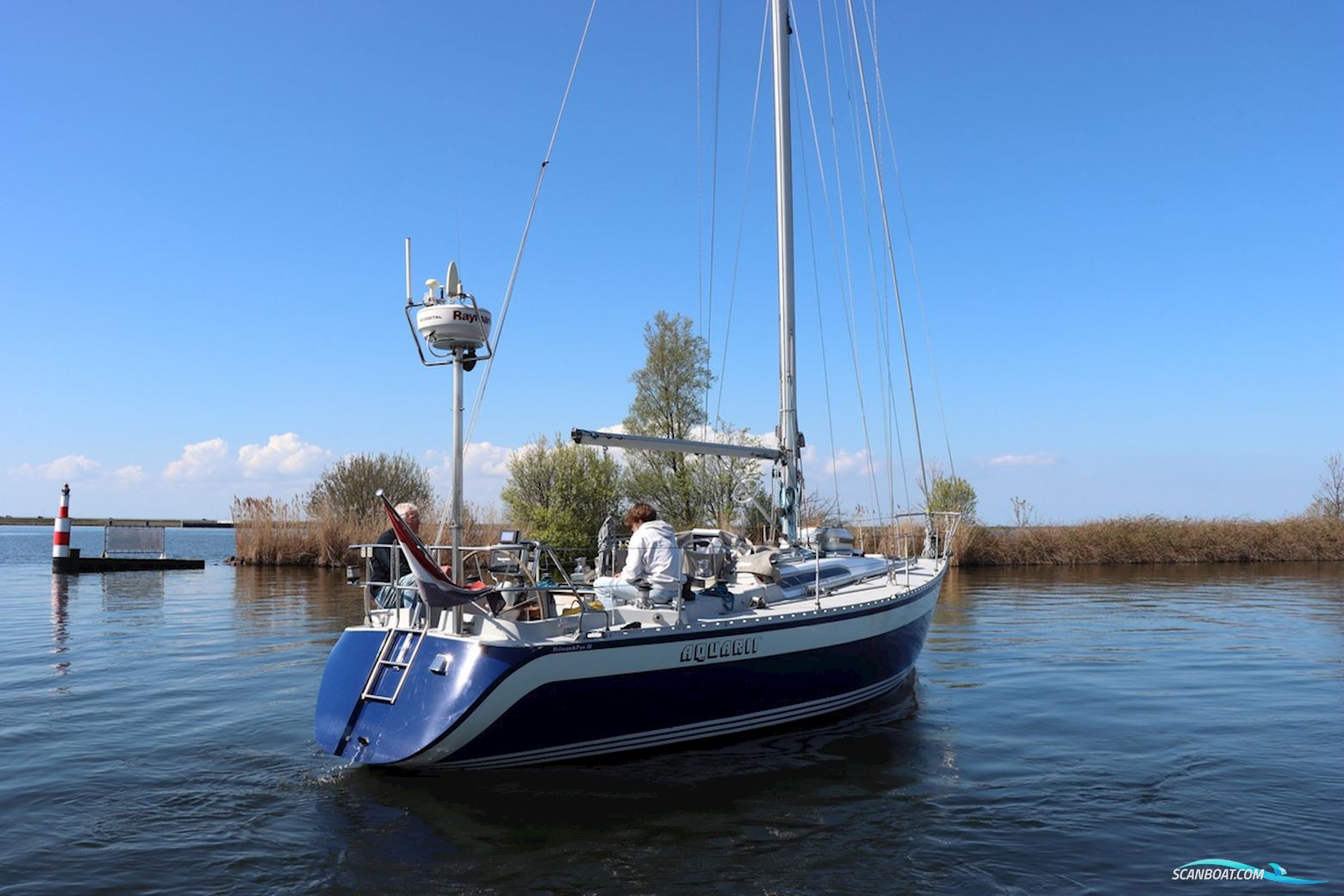 Holman & Pye Red Admiral 36