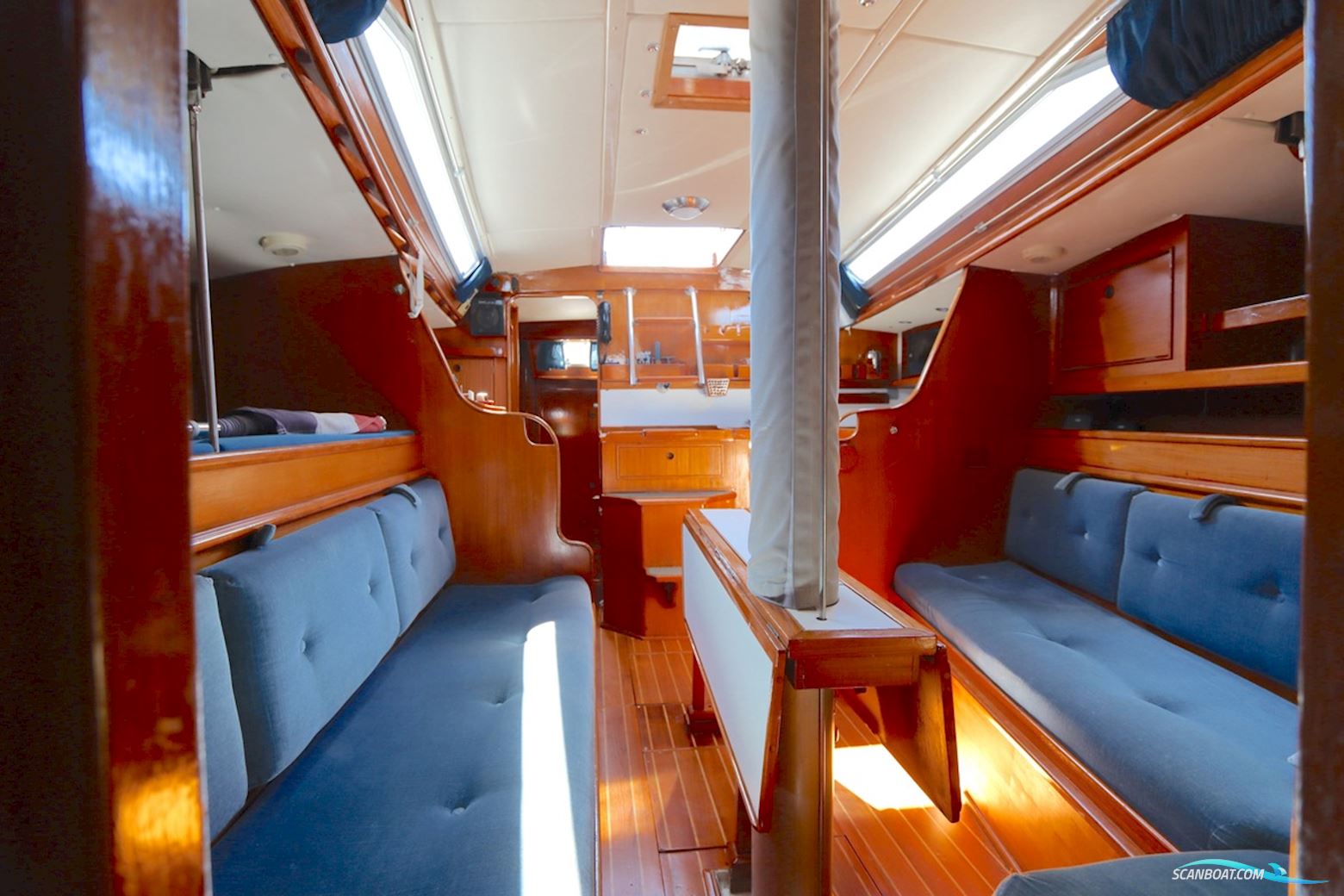 Holman & Pye Red Admiral