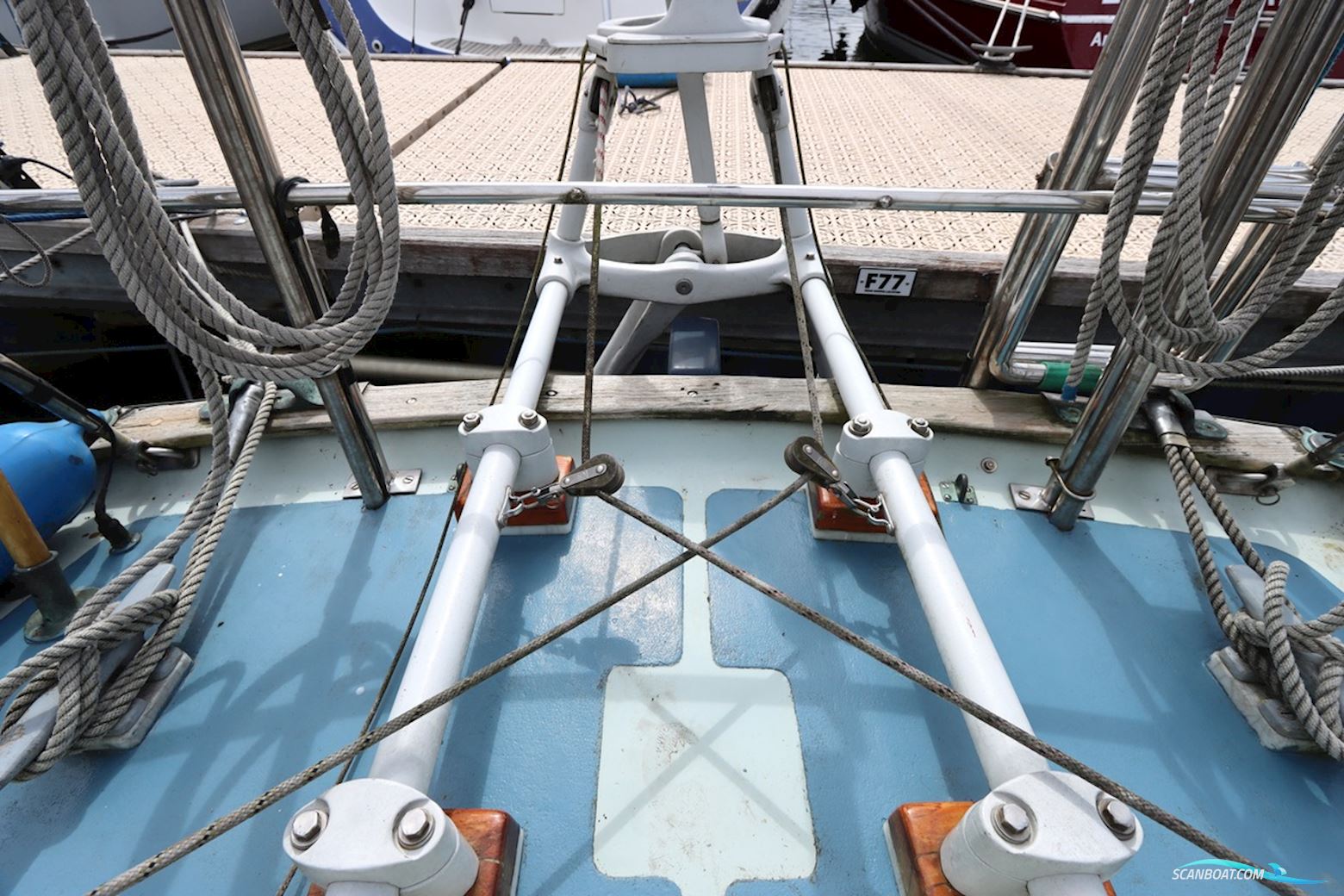Holman and Pye  Rustler 31