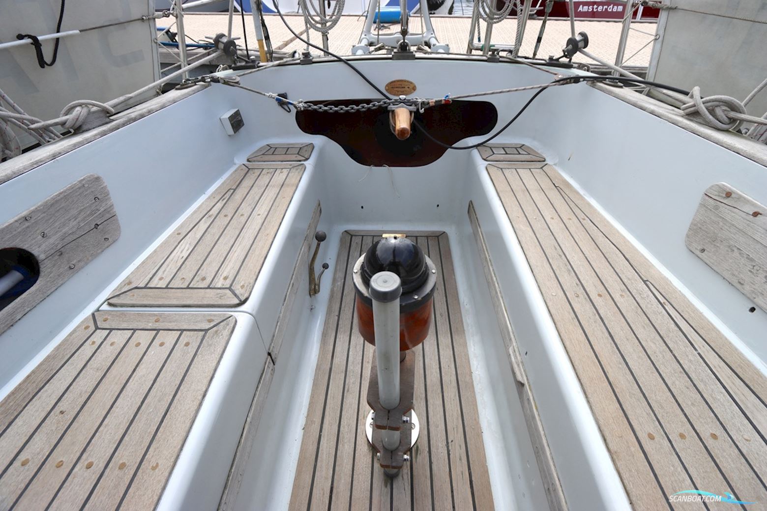 Holman and Pye  Rustler 31