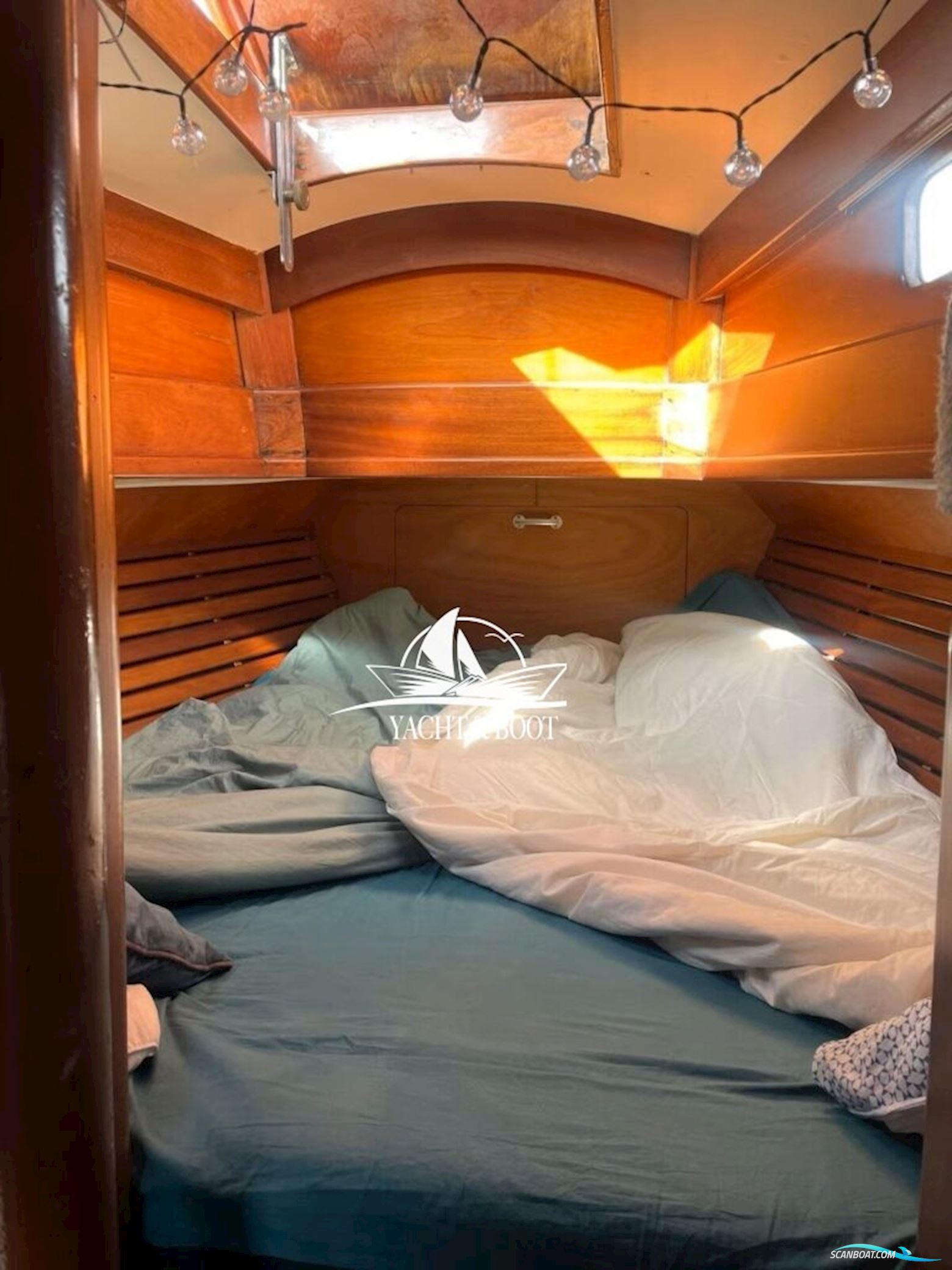 Huisman (Royal Huisman Shipyard) Huisman (Royal Huisman Shipyard) Huisman 1100