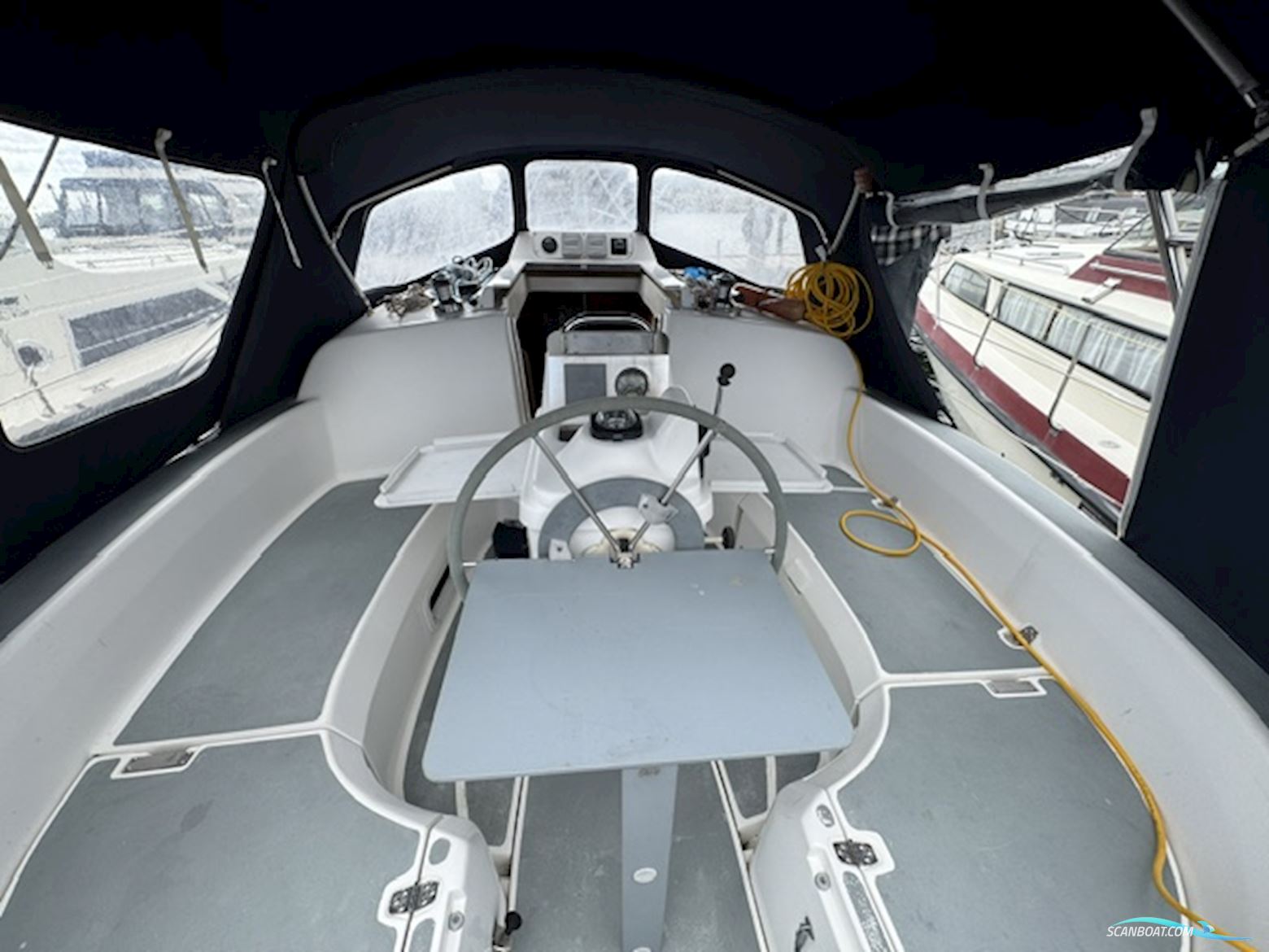 Hunter 290