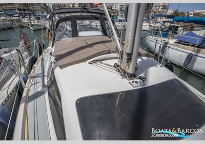 Hunter 340 Sailingboat 2000, with Yanmar engine, Spain