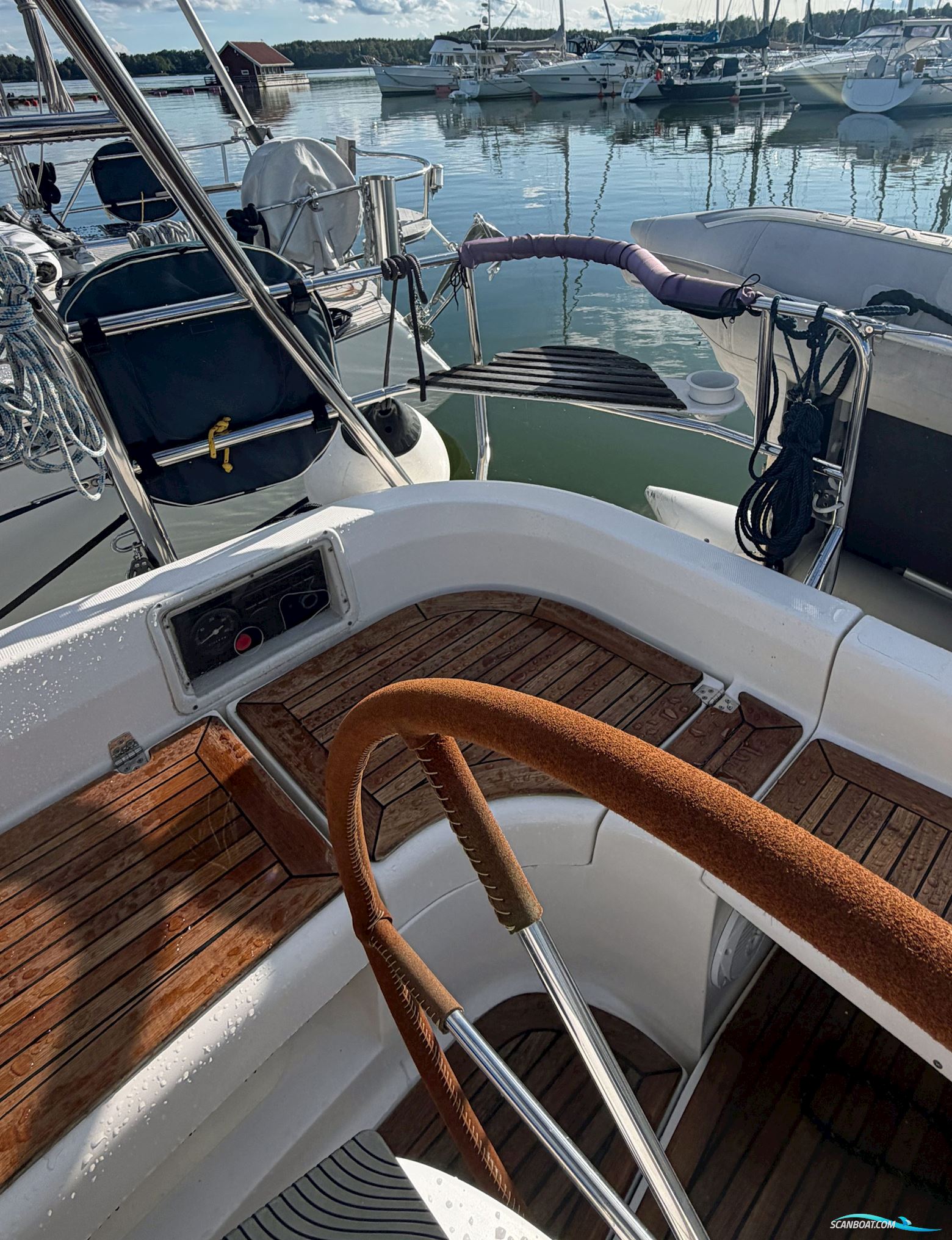 Hunter 356