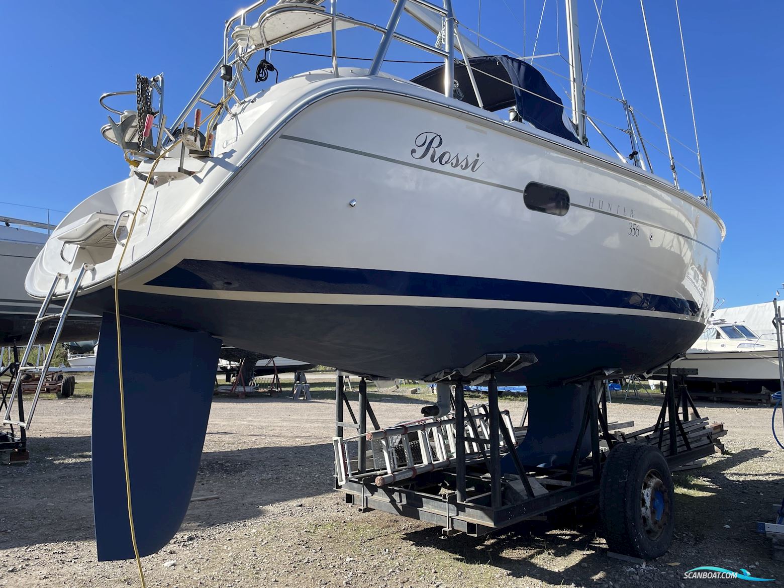 Hunter 356