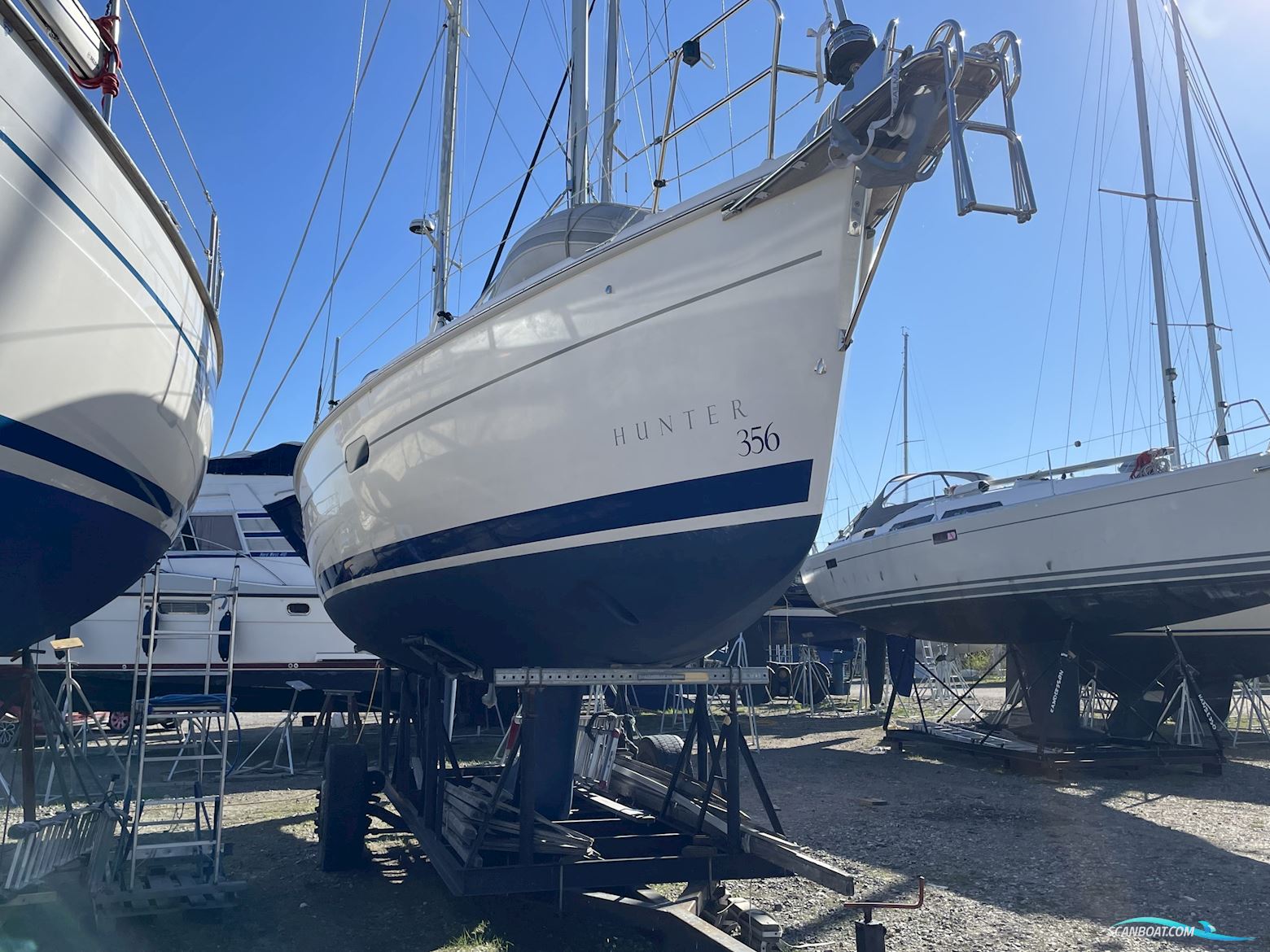 Hunter 356