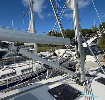 Hunter 356 Sailingboat 2003, with Yanmar 3GM30F engine, Sweden