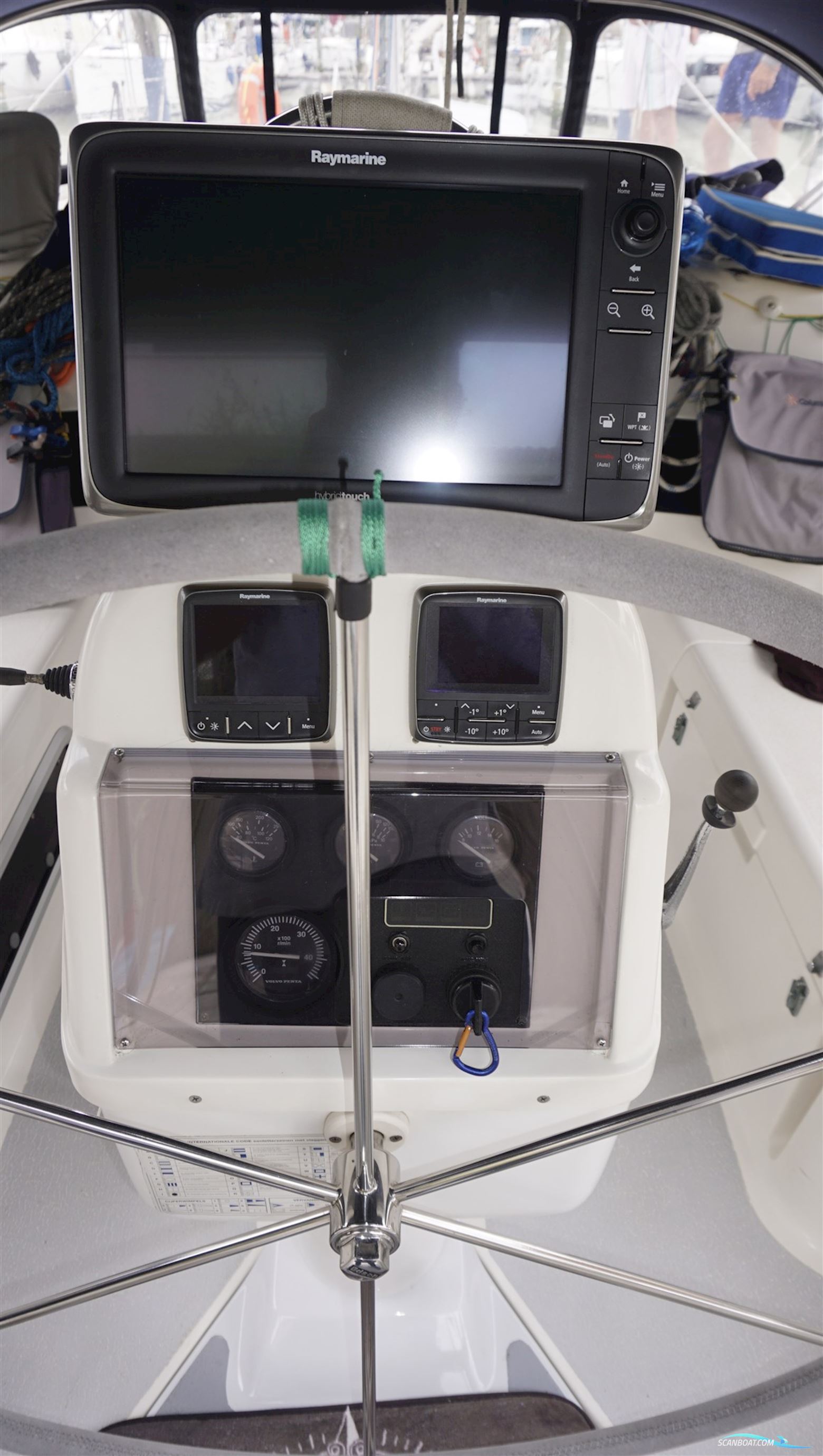 Hunter 40.5