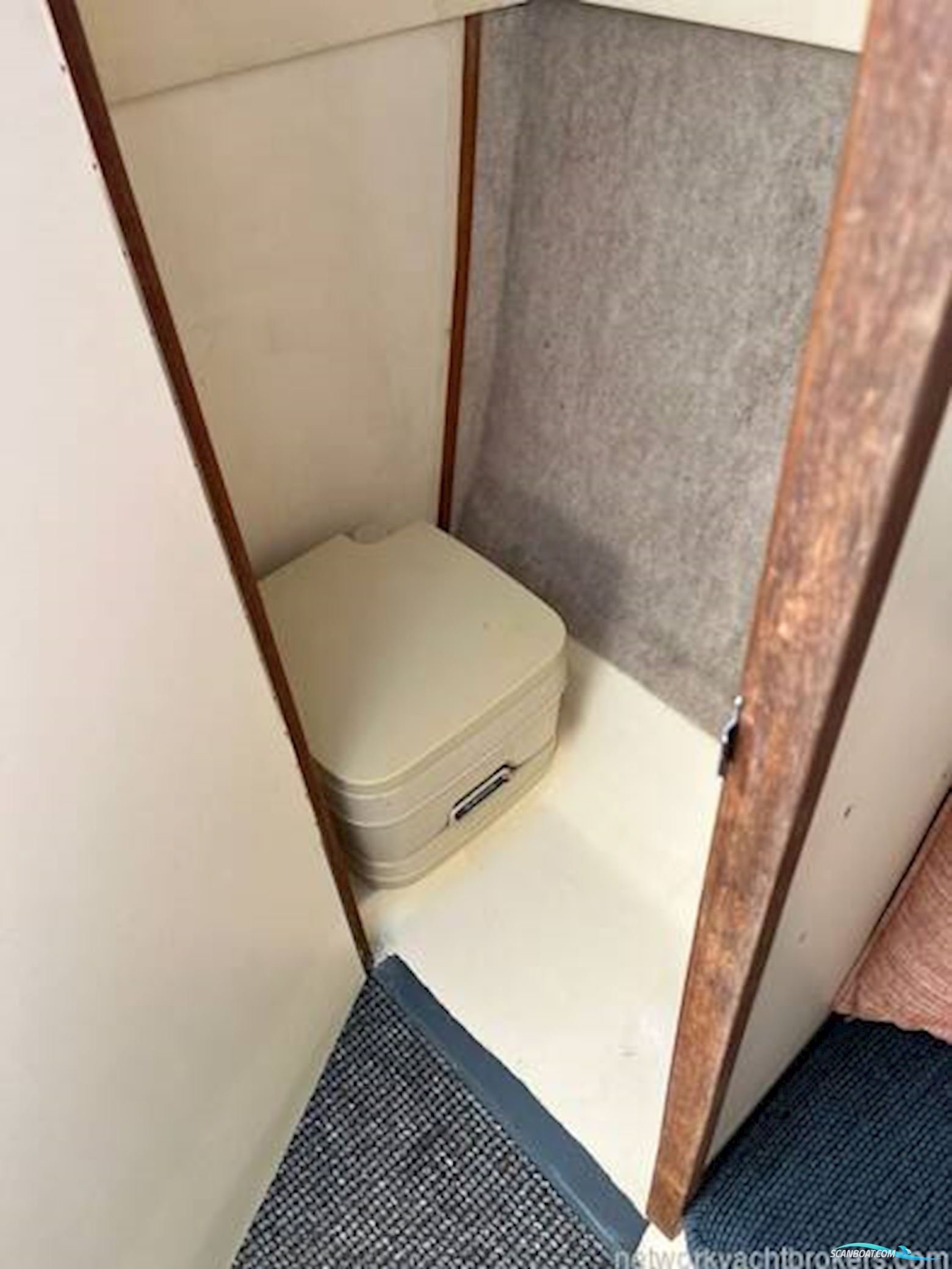 Hunter Legend 25 Trailer Sailer