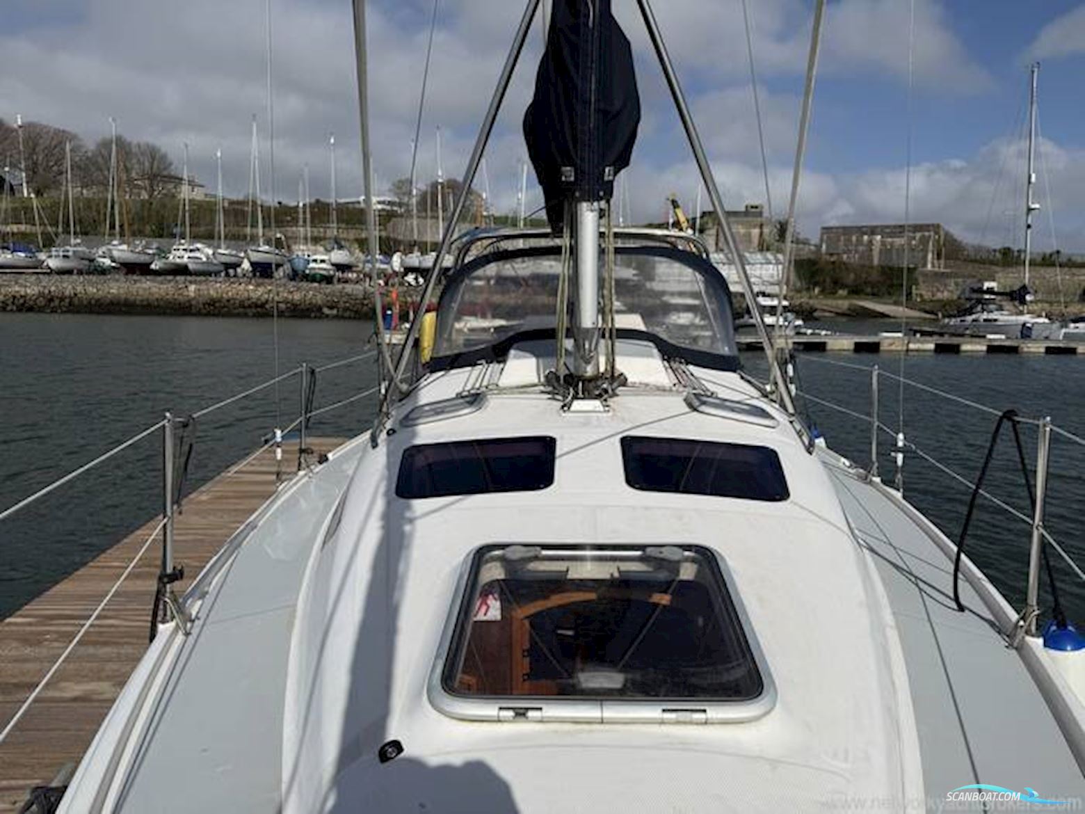 Hunter Legend 326